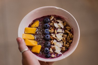 Market your brand with custom paper bowls