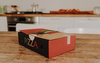 Enhance food presentation with decorative paper bowls